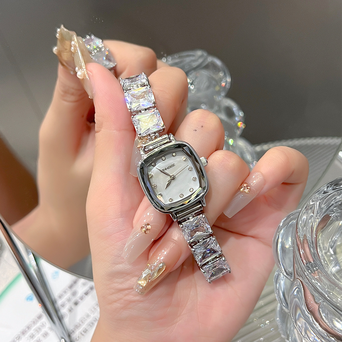 2025 High-end-Frauen Uhr Diama – Jewelry Diamond Watches Bewertung und Preis