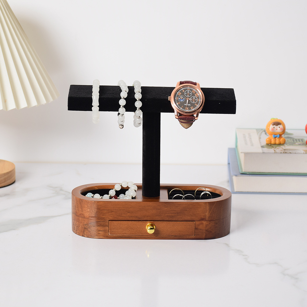 Schmuckständer aus Massivholz  – Jewelry Stores With Watches Bewertung und Preis